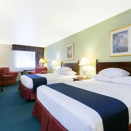 Super 8 By Wyndham Montpelier Otel Dış mekan fotoğraf